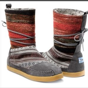 TOMS Nepal suede boots women's 8.5, gray